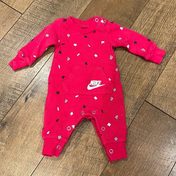 🌟HP🌟Nike Outfit - Picture 2 of 2